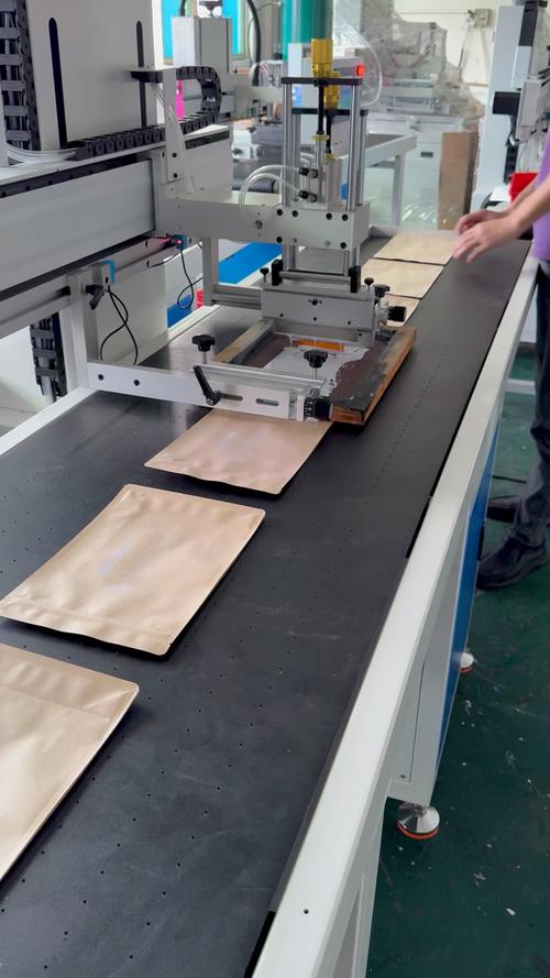 油墨稀释剂主要有哪些成分组成? 油墨稀释剂主要有哪些成分组成?